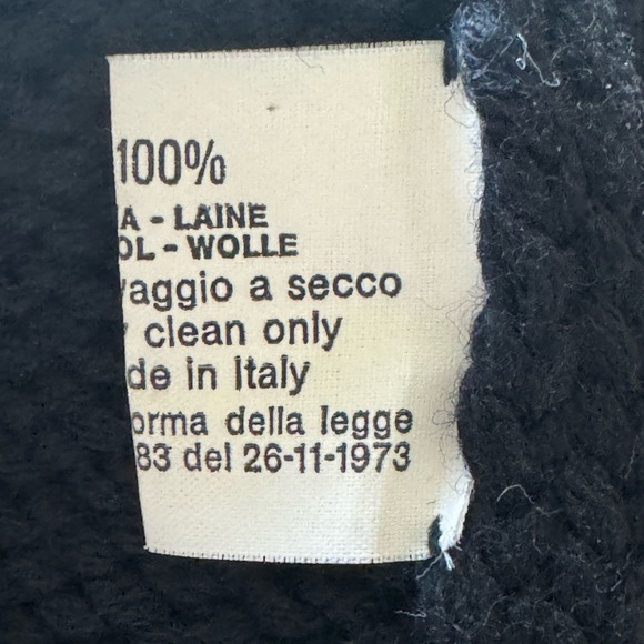 Vintage DOLCE & GABBANA Heavy Wool Knit Oversized pullover Funnel Neck Sweater - Picture 8 of 10